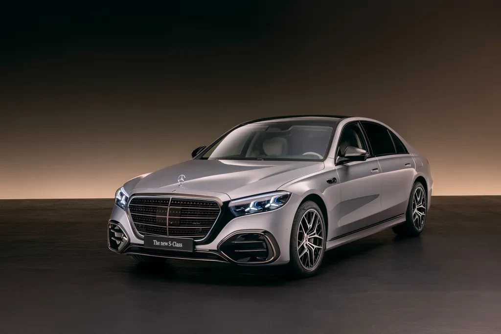 The new Mercedes-Benz S-Class is intelligent, illuminated and can even be armoured