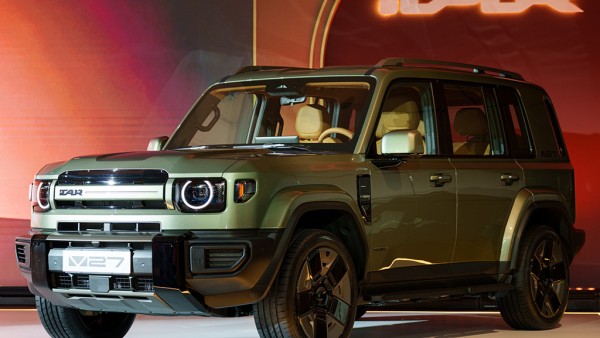 iCAUR officially launches in the UAE with global debut of V27 hybrid SUV