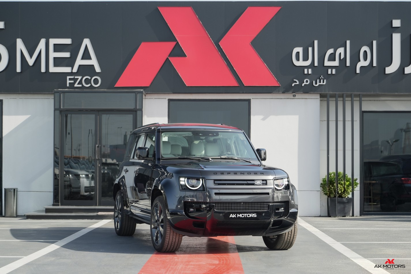 Defender P400 X-Dynamic HSE