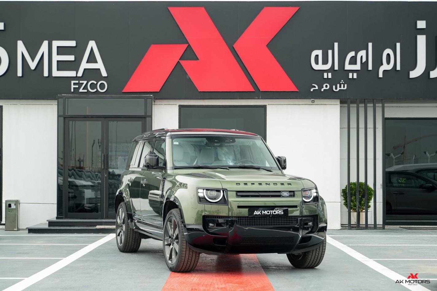 Defender P400 X-Dynamic HSE