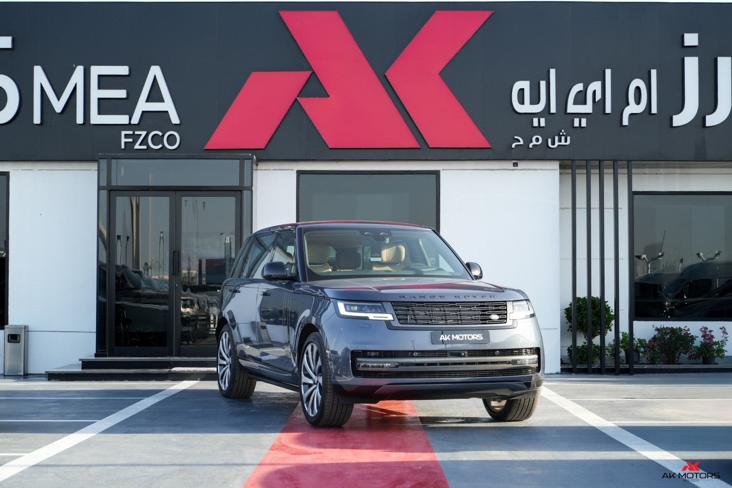 Land Rover Range Rover Autobiography P530 LWB