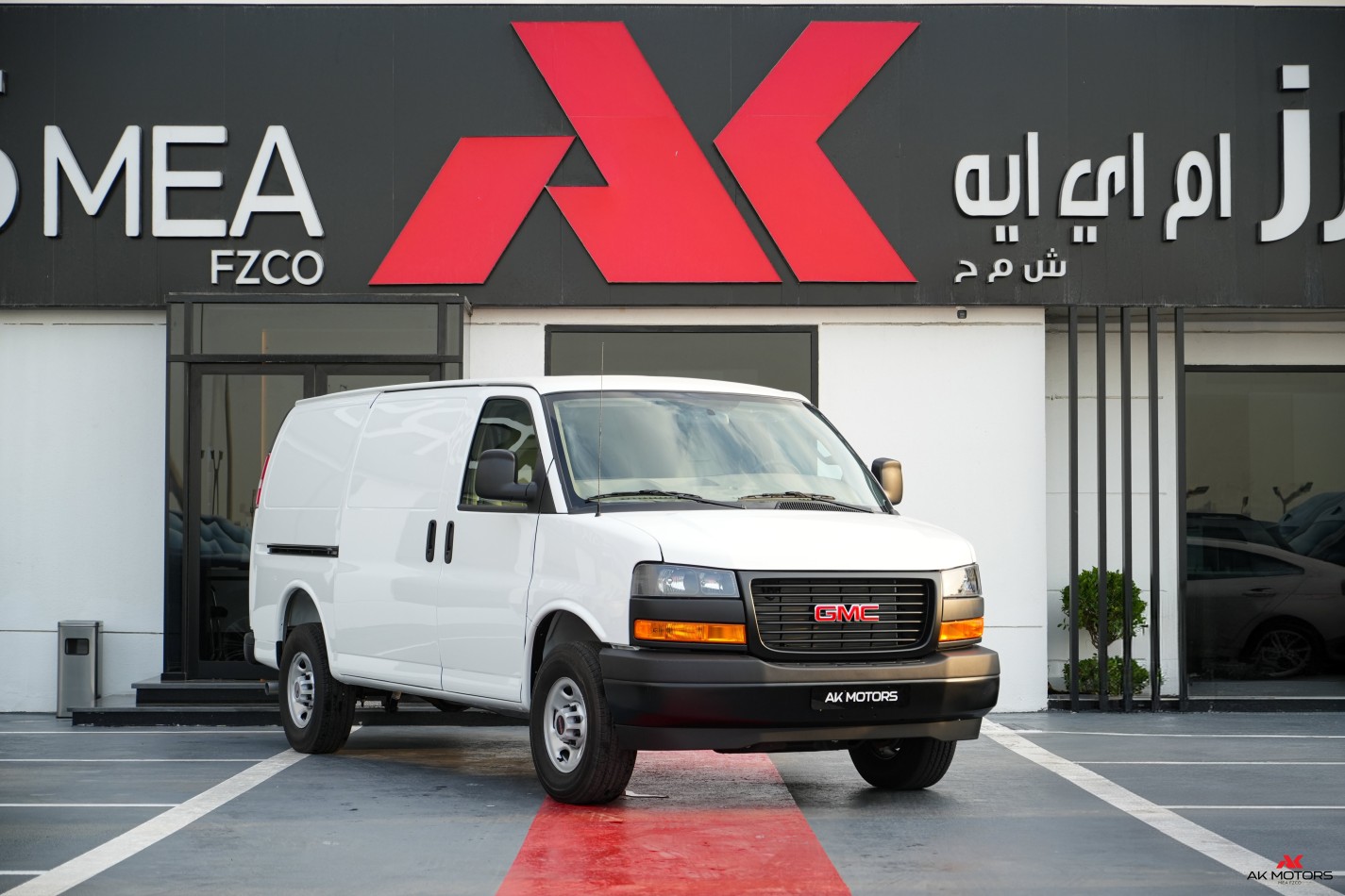 GMC Savana V8 6.6 Normal Wheelbase